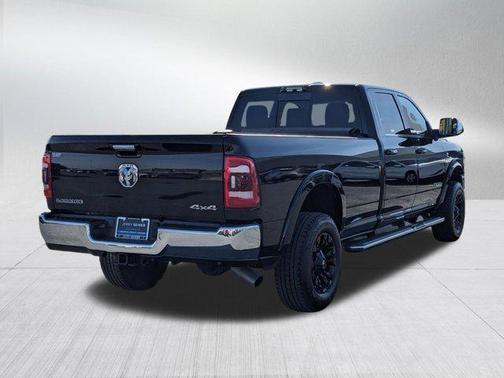 2021 RAM 3500 Laramie Crew Cab 4x4 8' Box