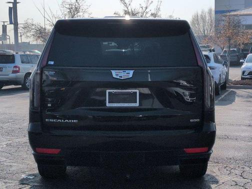 2022 Cadillac Escalade ESV Sport