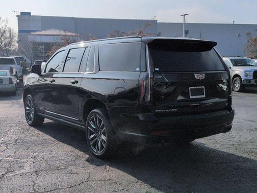 2022 Cadillac Escalade ESV Sport