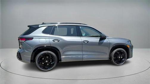 2025 Volkswagen Tiguan 2.0T SE R-Line Black