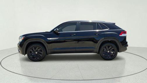 Deep Black 2023 Volkswagen Atlas Cross Sport 3.6L V6 SE w/Technology