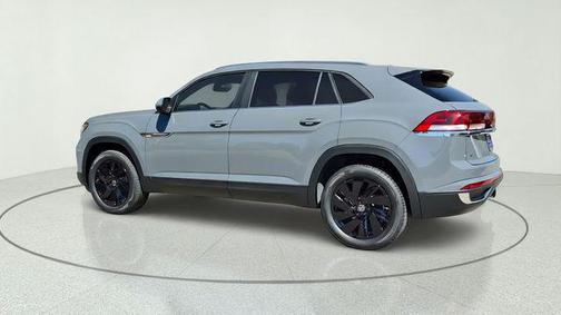 Pure Gray 2026 Volkswagen Atlas Cross Sport 2.0T SE w/Technology