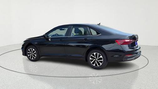 Deep Black Pearl 2026 Volkswagen Jetta 1.4T S