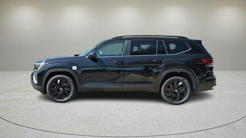 deep black pearl 2026 Volkswagen Atlas 2.0T SE w/Technology