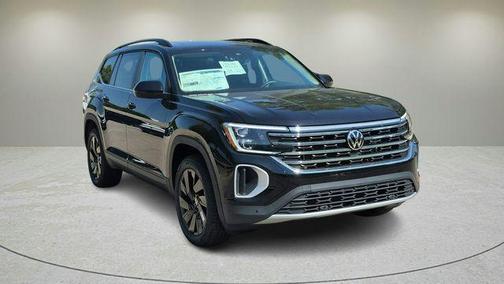 deep black pearl 2026 Volkswagen Atlas 2.0T SE w/Technology