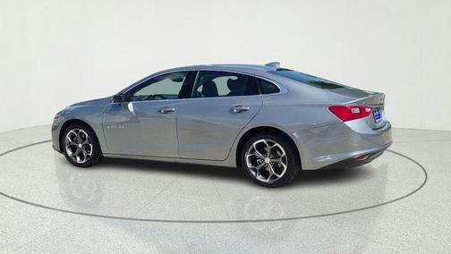 Sterling Gray Metallic 2023 Chevrolet Malibu FWD 1LT