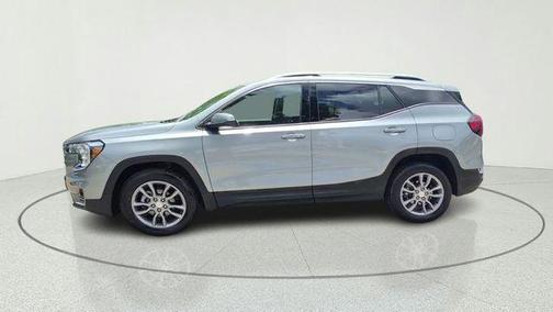 Sterling Metallic 2024 GMC Terrain SLT