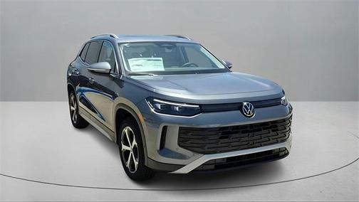 2025 Volkswagen Tiguan 2.0T SE 4MOTION