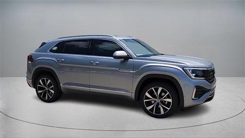 2025 Volkswagen Atlas Cross Sport 2.0T SEL Premium