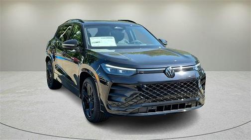 2025 Volkswagen Tiguan 2.0T SE R-Line Black
