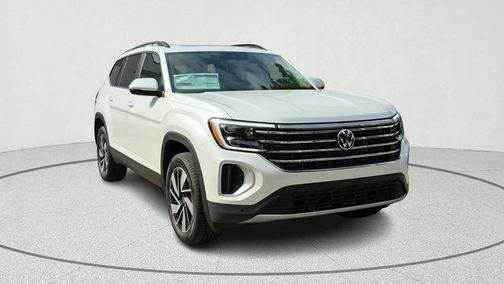 White 2026 Volkswagen Atlas 2.0T SE w/Technology