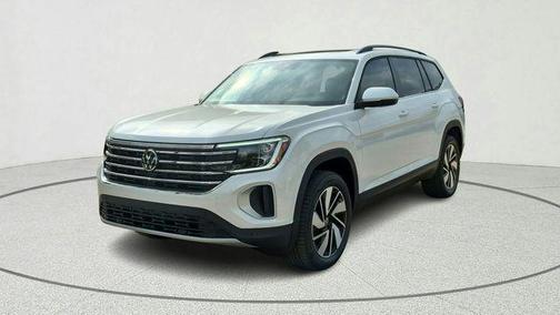 White 2026 Volkswagen Atlas 2.0T SE w/Technology