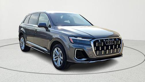 Samurai Gray Metallic 2025 Audi Q7 55 Premium Plus