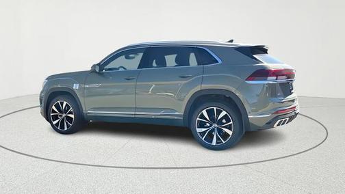 avocado green pearl 2026 Volkswagen Atlas Cross Sport 2.0T SEL Premium