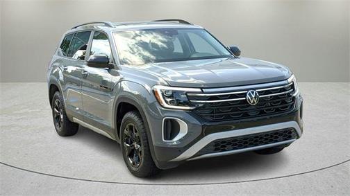 2024 Volkswagen Atlas 2.0T SE w/Technology 4MOTION