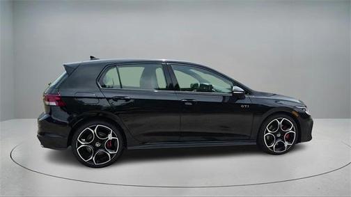 2025 Volkswagen Golf GTI 2.0T S DSG