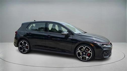 2025 Volkswagen Golf GTI 2.0T S DSG