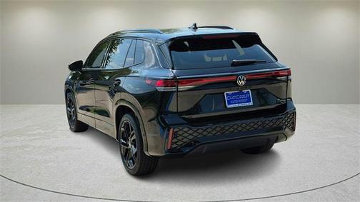 2025 Volkswagen Tiguan 2.0T SE R-Line Black