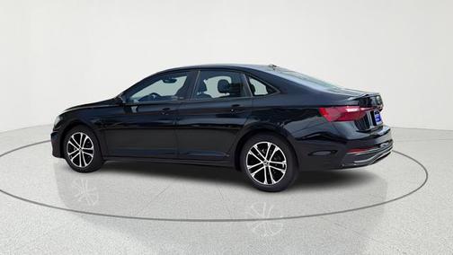 Deep Black Pearl 2026 Volkswagen Jetta 1.4T S