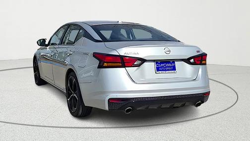 2024 Nissan Altima SR FWD