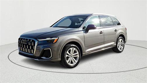 2025 Audi Q7 55 Premium Plus