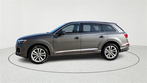 2025 Audi Q7 55 Premium Plus
