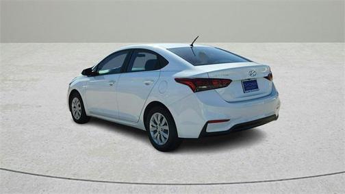 2022 Hyundai Accent SE