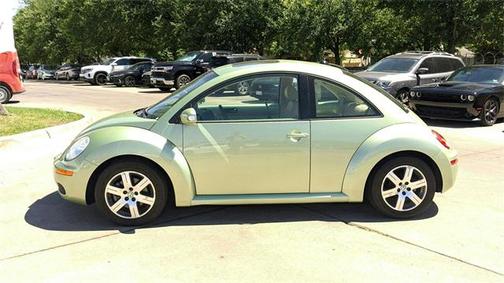 2006 Volkswagen New Beetle 2.5