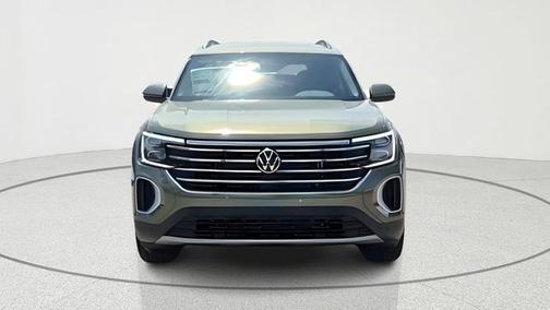 avocado green pearl 2026 Volkswagen Atlas 2.0T SE w/Technology