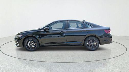 Deep Black Pearl 2027 Volkswagen Jetta 1.4T SE