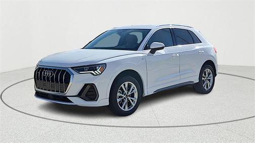 2025 Audi Q3 Premium 45 TFSI S line quattro Tiptronic