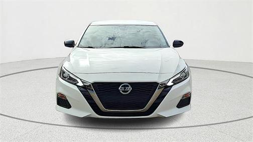 2020 Nissan Altima SR FWD