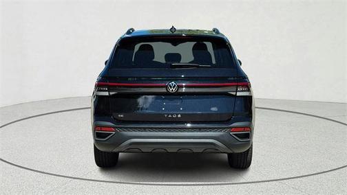 2025 Volkswagen Taos 1.5T SE Black