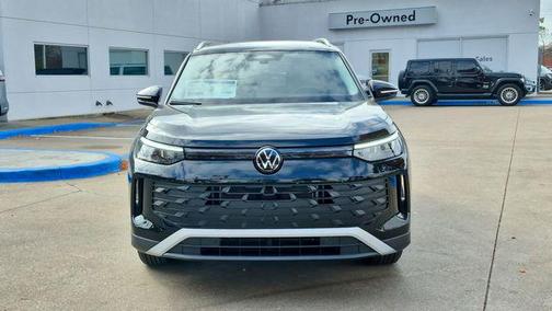 deep black pearl 2026 Volkswagen Tiguan 2.0T S