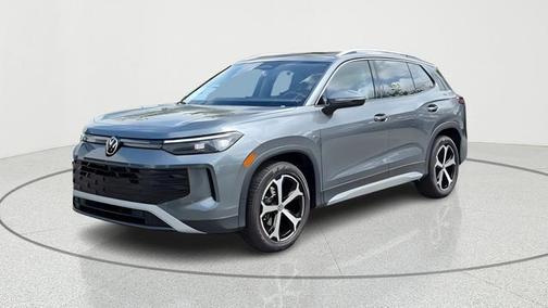 platinum gray metallic 2026 Volkswagen Tiguan 2.0T SE