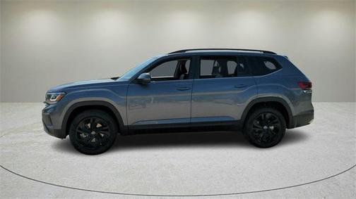 2022 Volkswagen Atlas 2.0T SE w/Technology 4MOTION