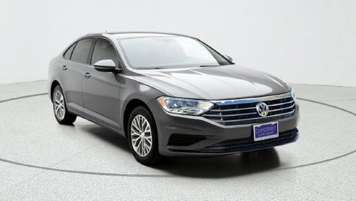 Platinum Gray Metallic 2019 Volkswagen Jetta 1.4T SE