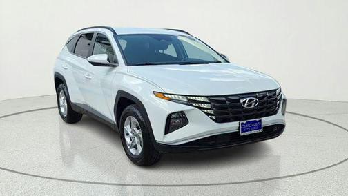 White Pearl 2024 Hyundai TUCSON SEL