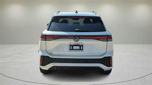 2025 Volkswagen Tiguan 2.0T SE R-Line Black