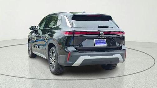 deep black pearl 2026 Volkswagen Tiguan 2.0T S