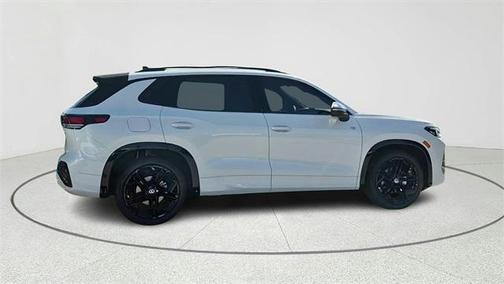 2025 Volkswagen Tiguan 2.0T SE R-Line Black