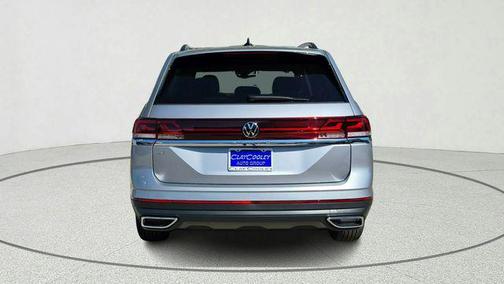 silver mist metallic 2026 Volkswagen Atlas 2.0T SE