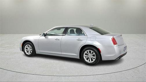 2023 Chrysler 300 Touring