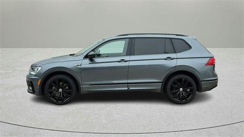 2020 Volkswagen Tiguan 2.0T SE R-Line Black