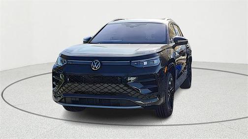 2026 Volkswagen Tiguan 2.0T SEL R-Line 4MOTION