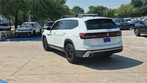 2025 Volkswagen Atlas 2.0T Peak Edition