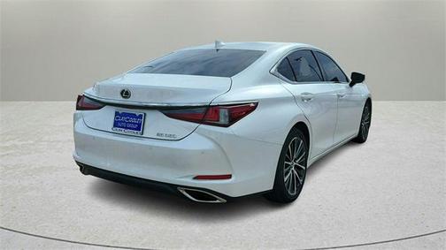 2022 Lexus ES 350 Base