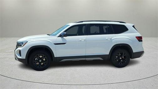 2025 Volkswagen Atlas 2.0T SE