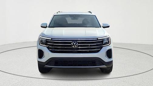 White 2026 Volkswagen Atlas 2.0T SE w/Technology