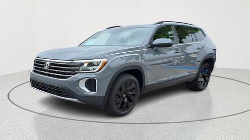 pure gray 2026 Volkswagen Atlas 2.0T SE w/Technology